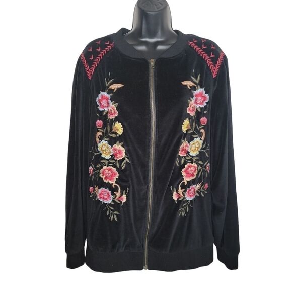 TORRID Black Velour Velvet Floral Embroidered Beaded Bomber Jacket 4/4x - Picture 2 of 8